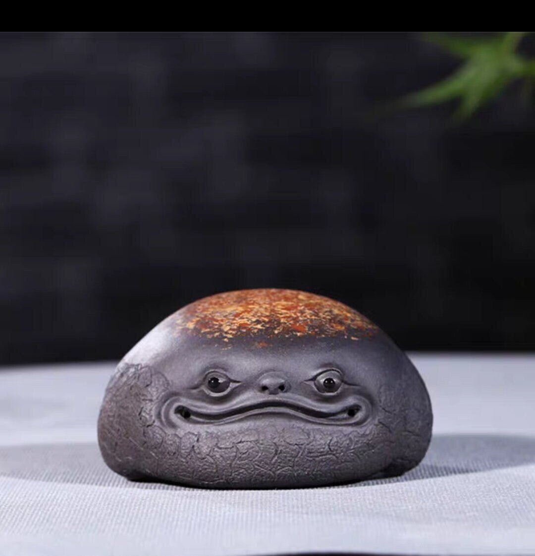 Purple clay toad tea pet/ZiSha YiXing tea accessory