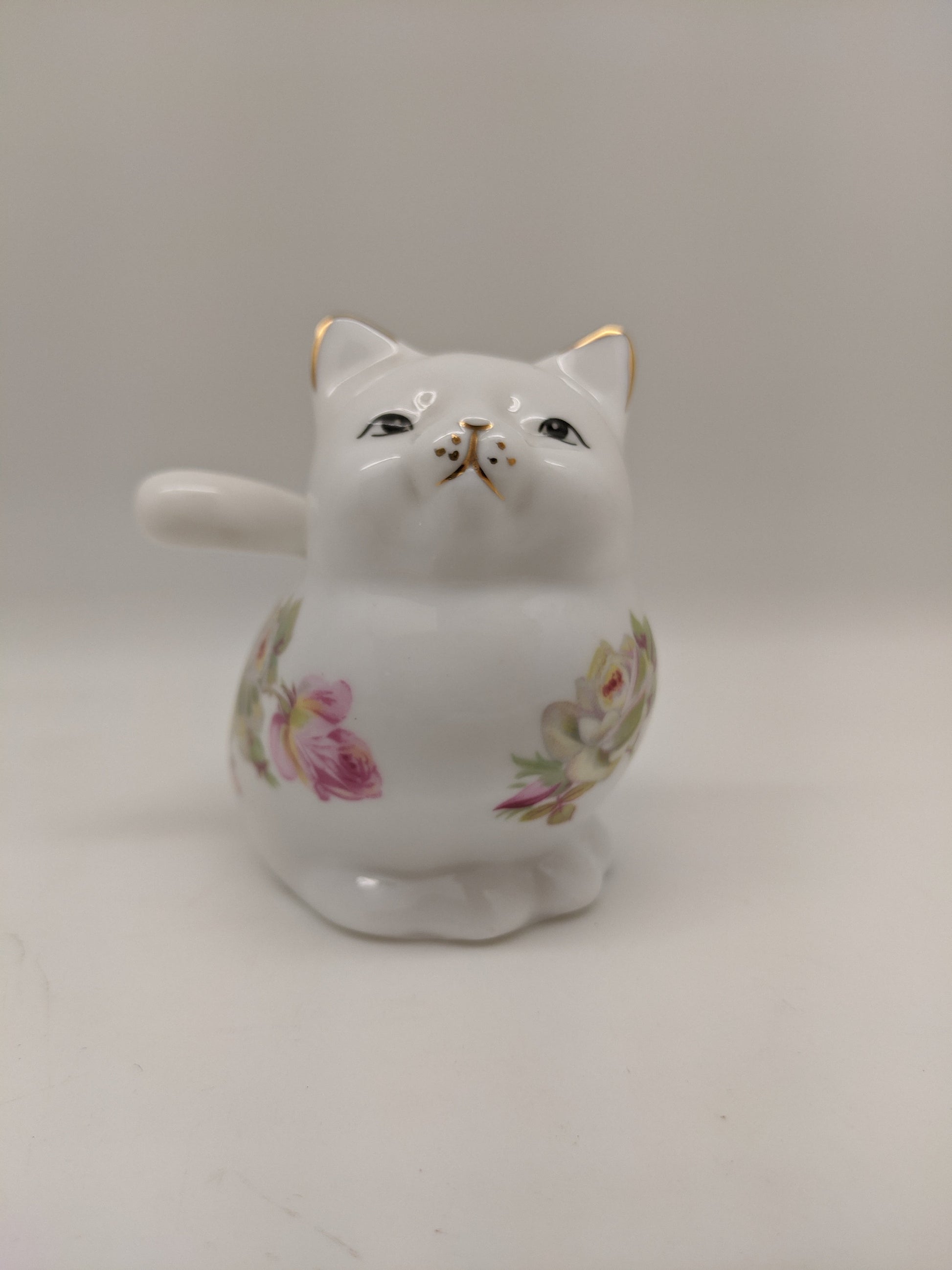 Cat Salt and Pepper Shakers