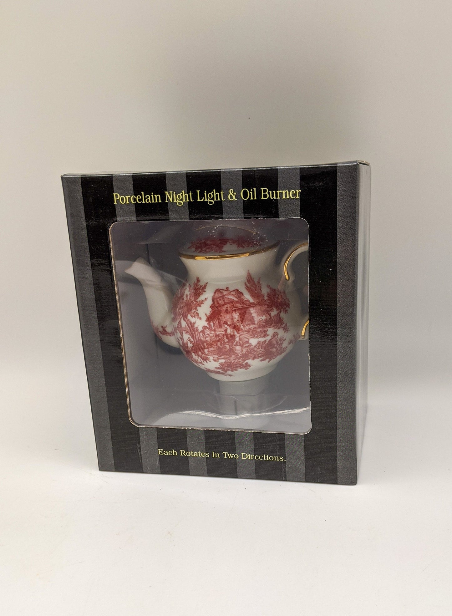 English Toile Teapot Nightlight (Maroon/Blue/Black)