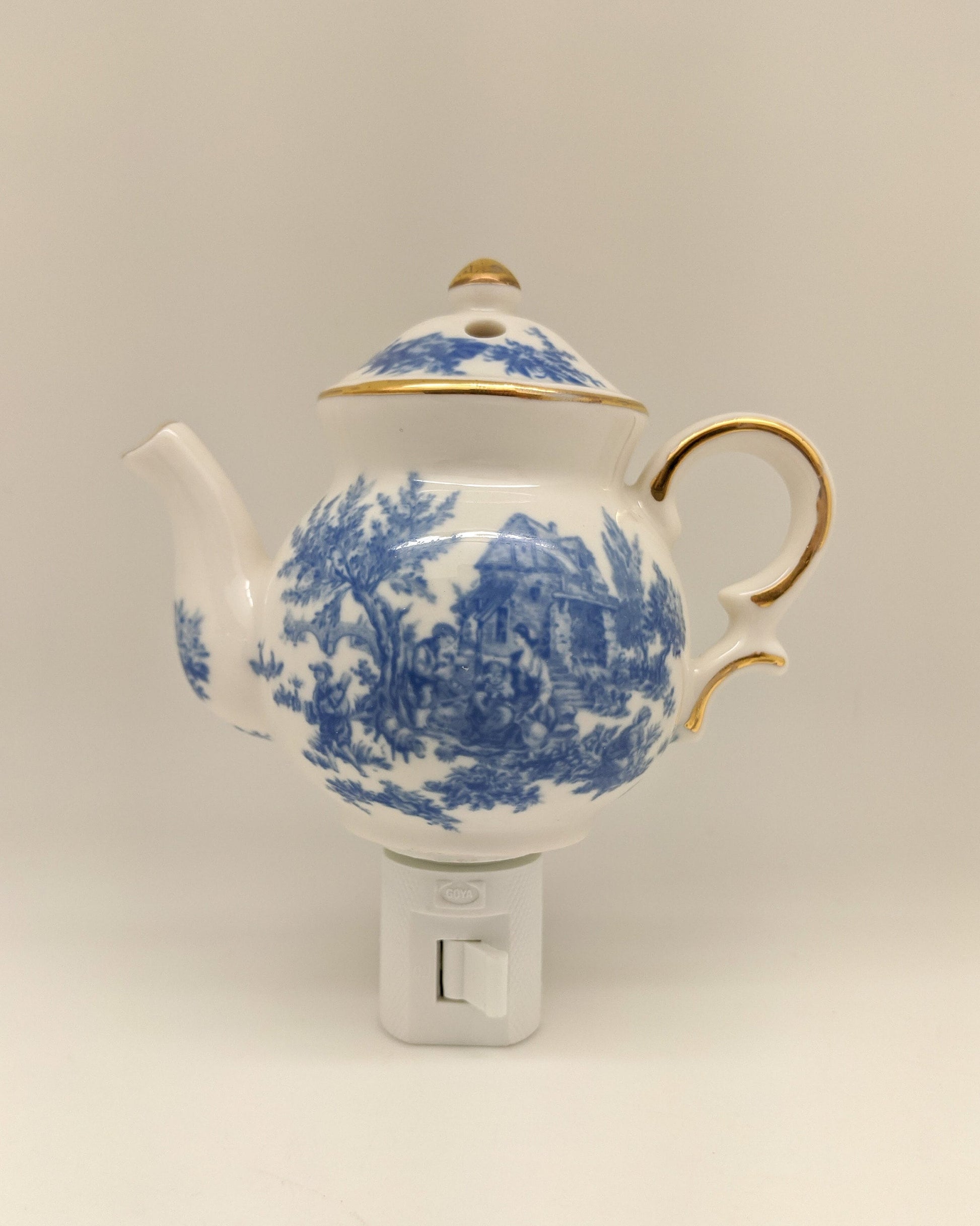English Toile Teapot Nightlight (Maroon/Blue/Black)