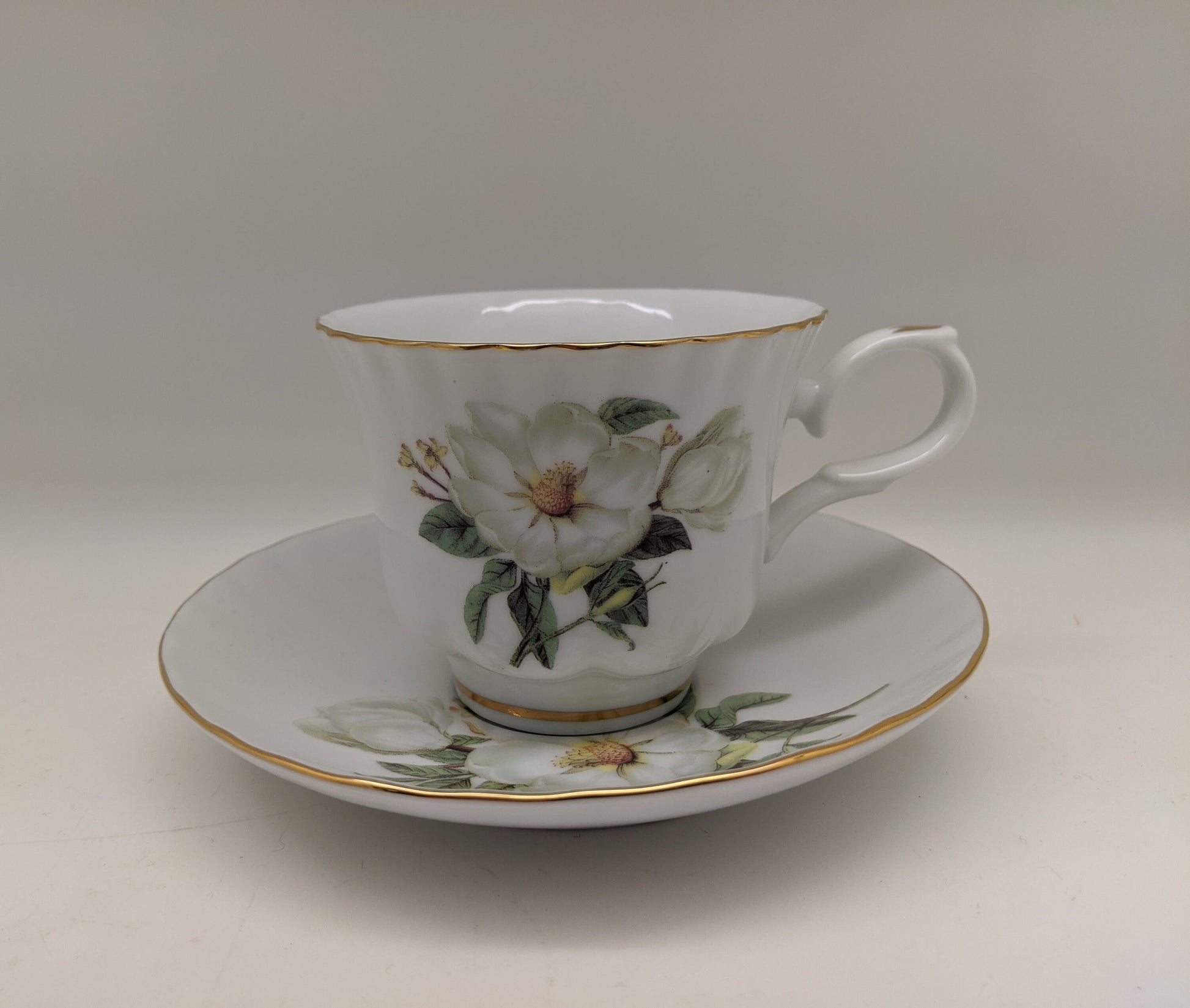 Vintage Magnolia Porcelain Tea Set (24k Gold Gilded)With A Metal Rack