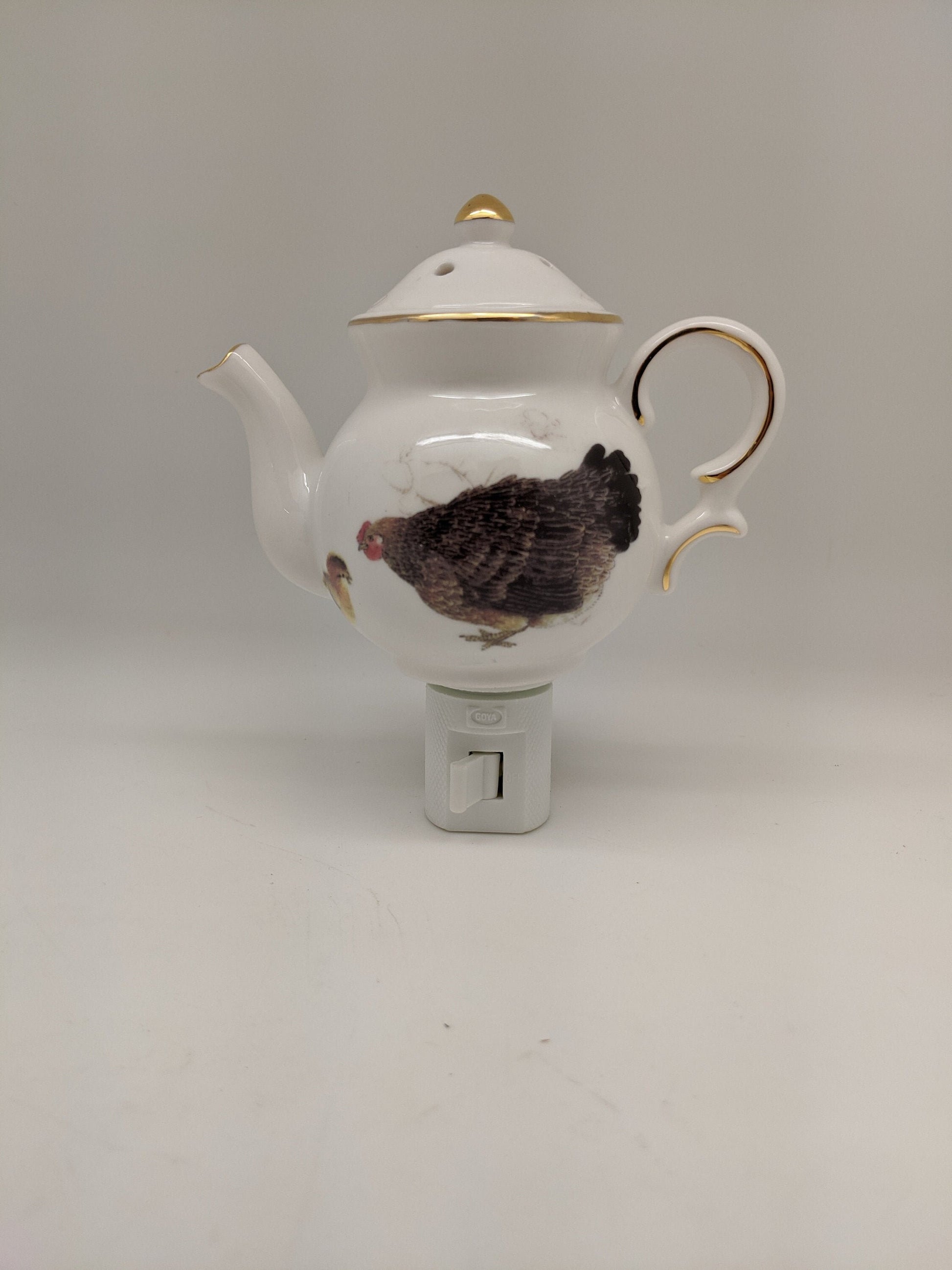 Minimalist Hen Teapot Nightlight