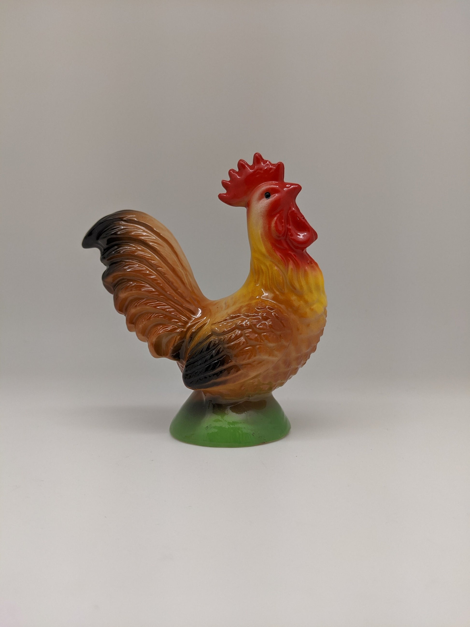 Roosters Salt and Pepper Shakers