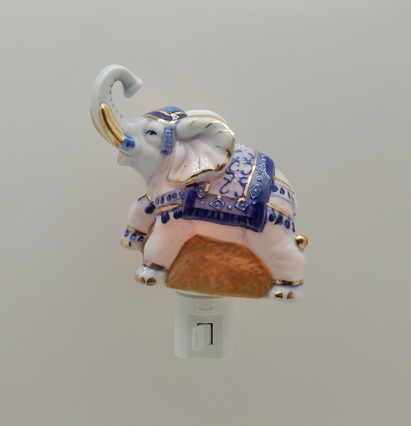 14k Gold Elephant Nightlight