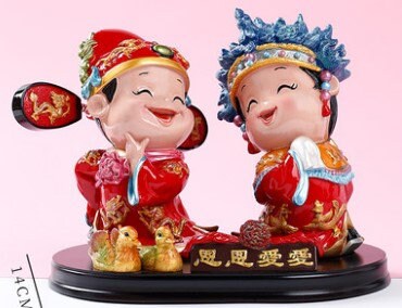 Traditional Oriental Love Bride and Broom Polyreslin Figurine