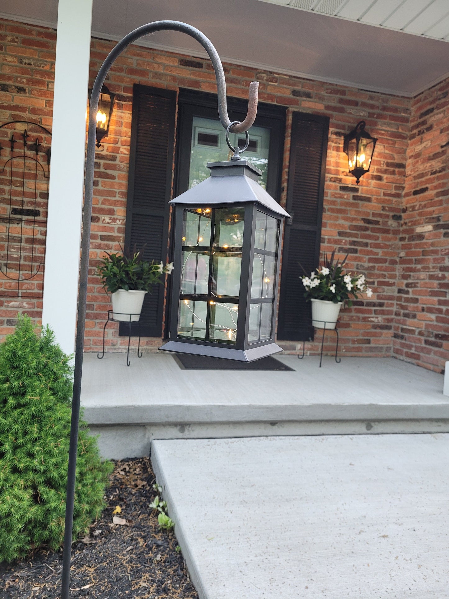 12'' Hanging lantern with fairy lights/multi colors