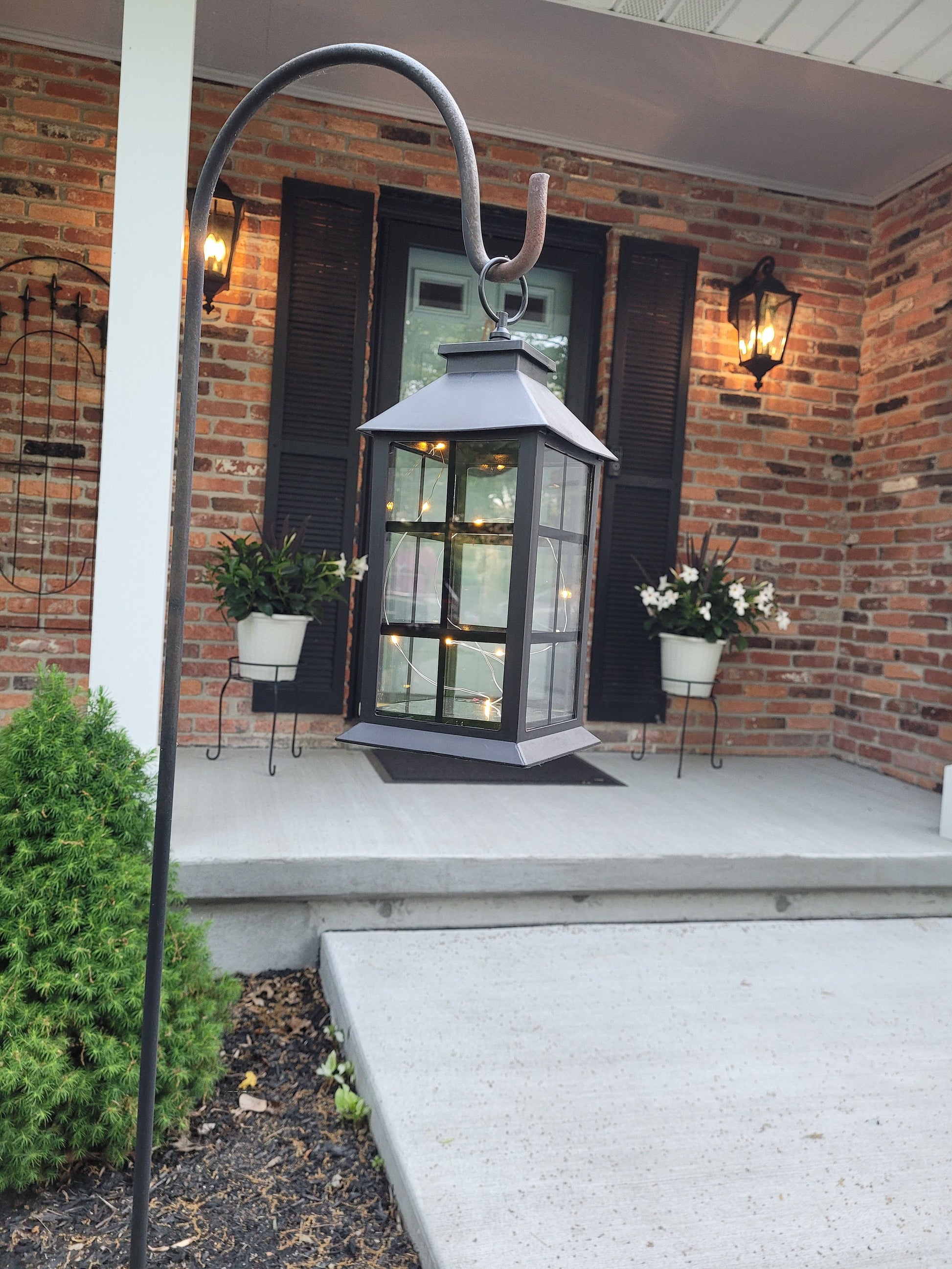 12'' Hanging lantern with fairy lights/multi colors