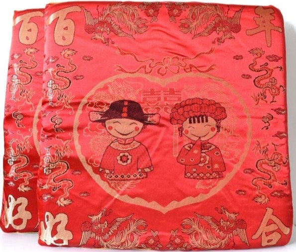 Double Sided Cartoon Bride and Groom Happiness kneeling Pad/Cushions For Wedding/Tea Ceremony(Set of 2)