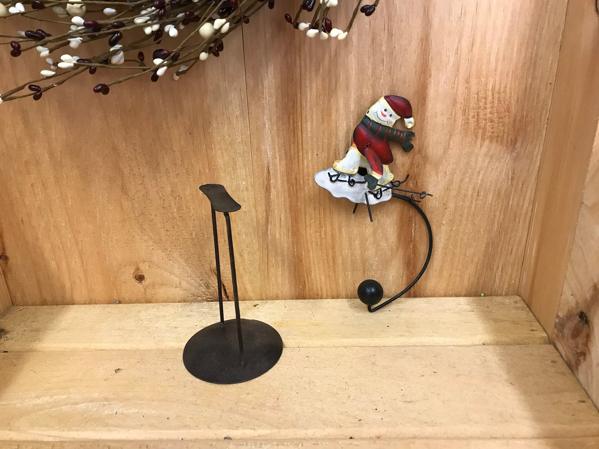 10‘’ little snowman skiing tin balance