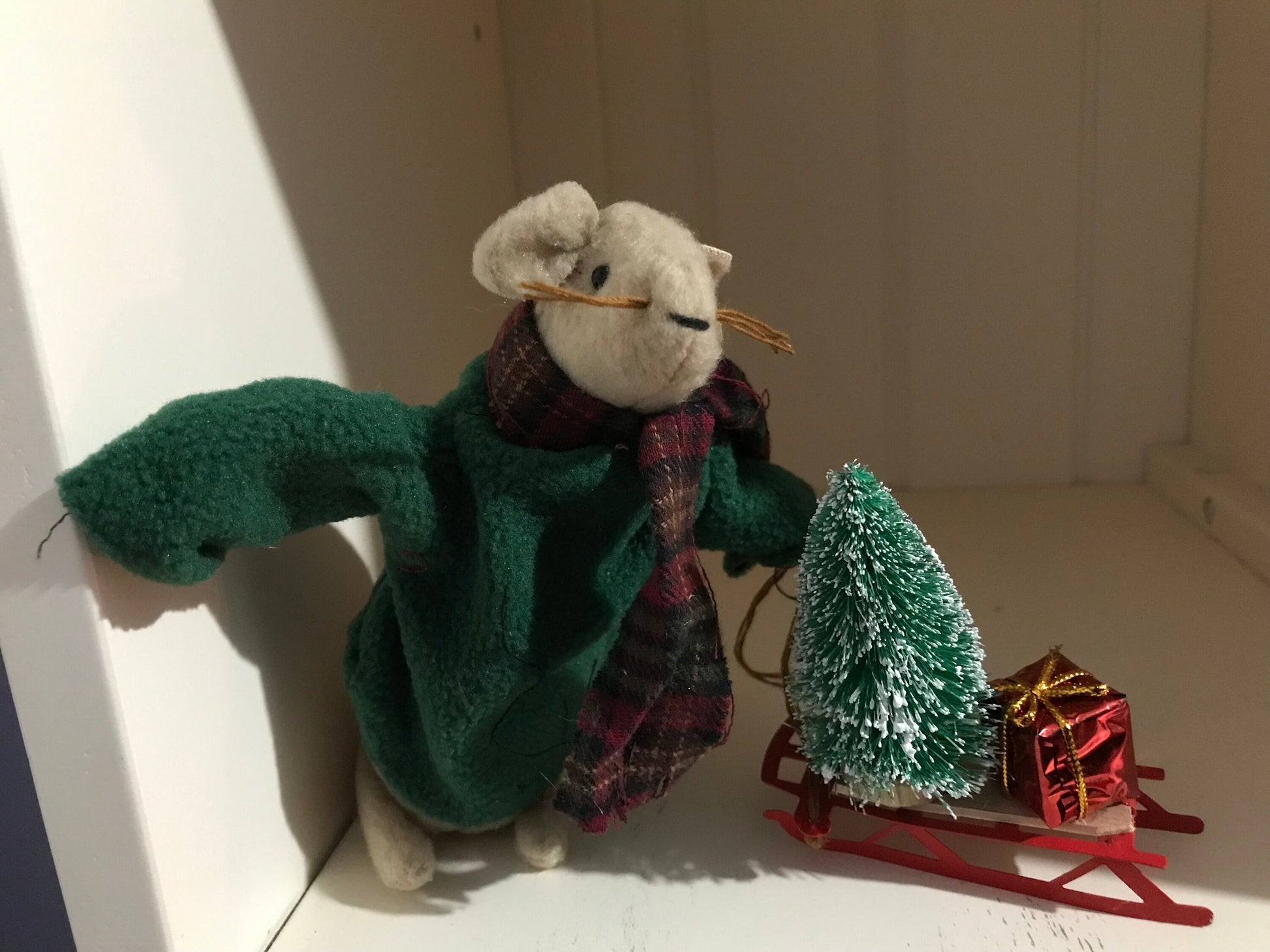 Holiday Mouse with Sled