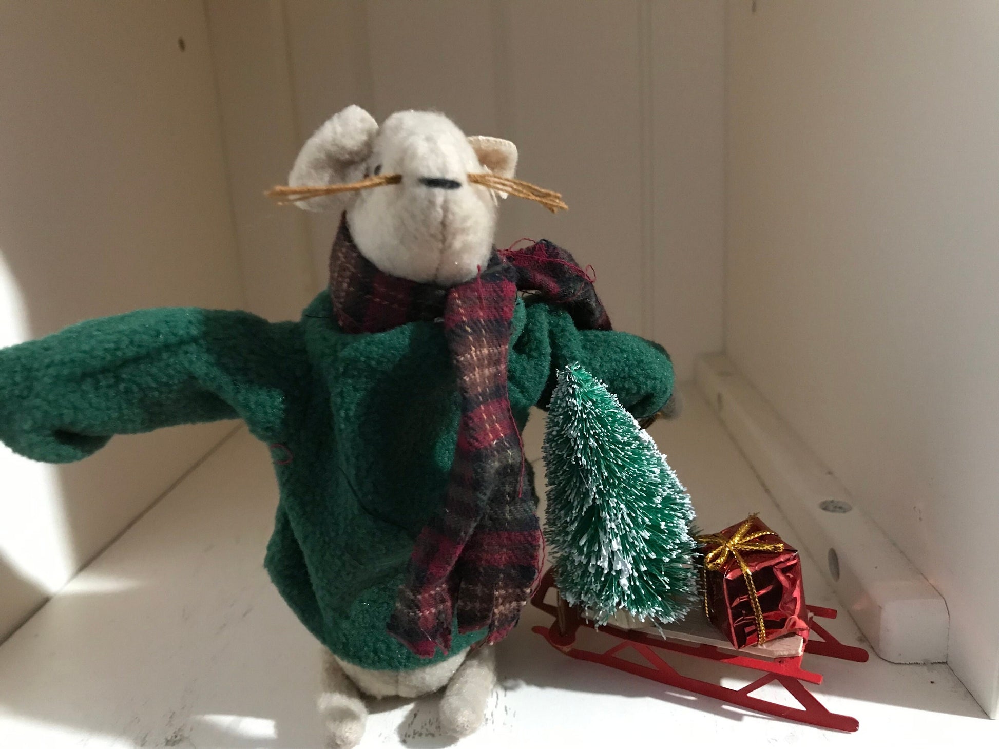 Holiday Mouse with Sled