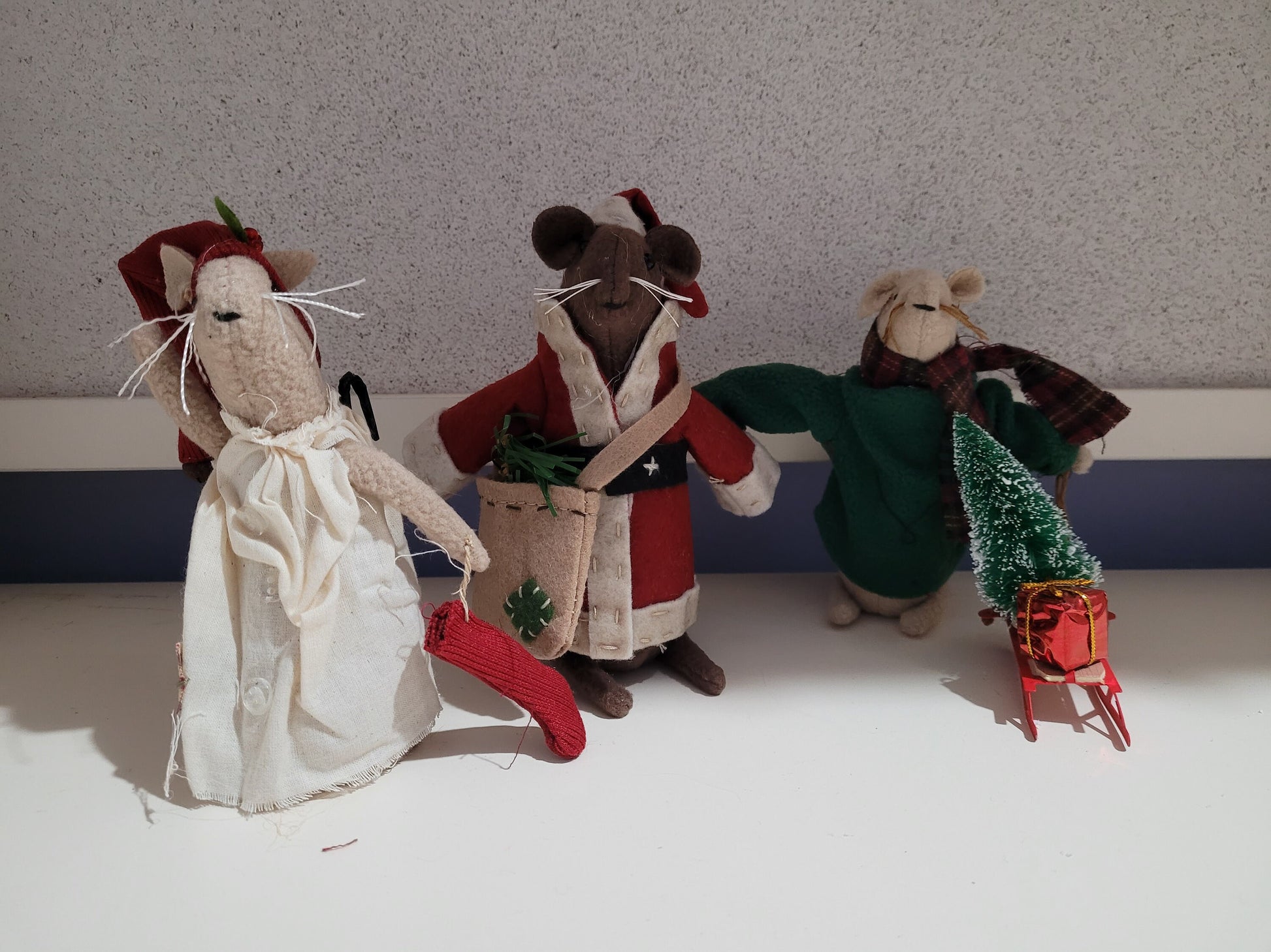 Santa Mouse
