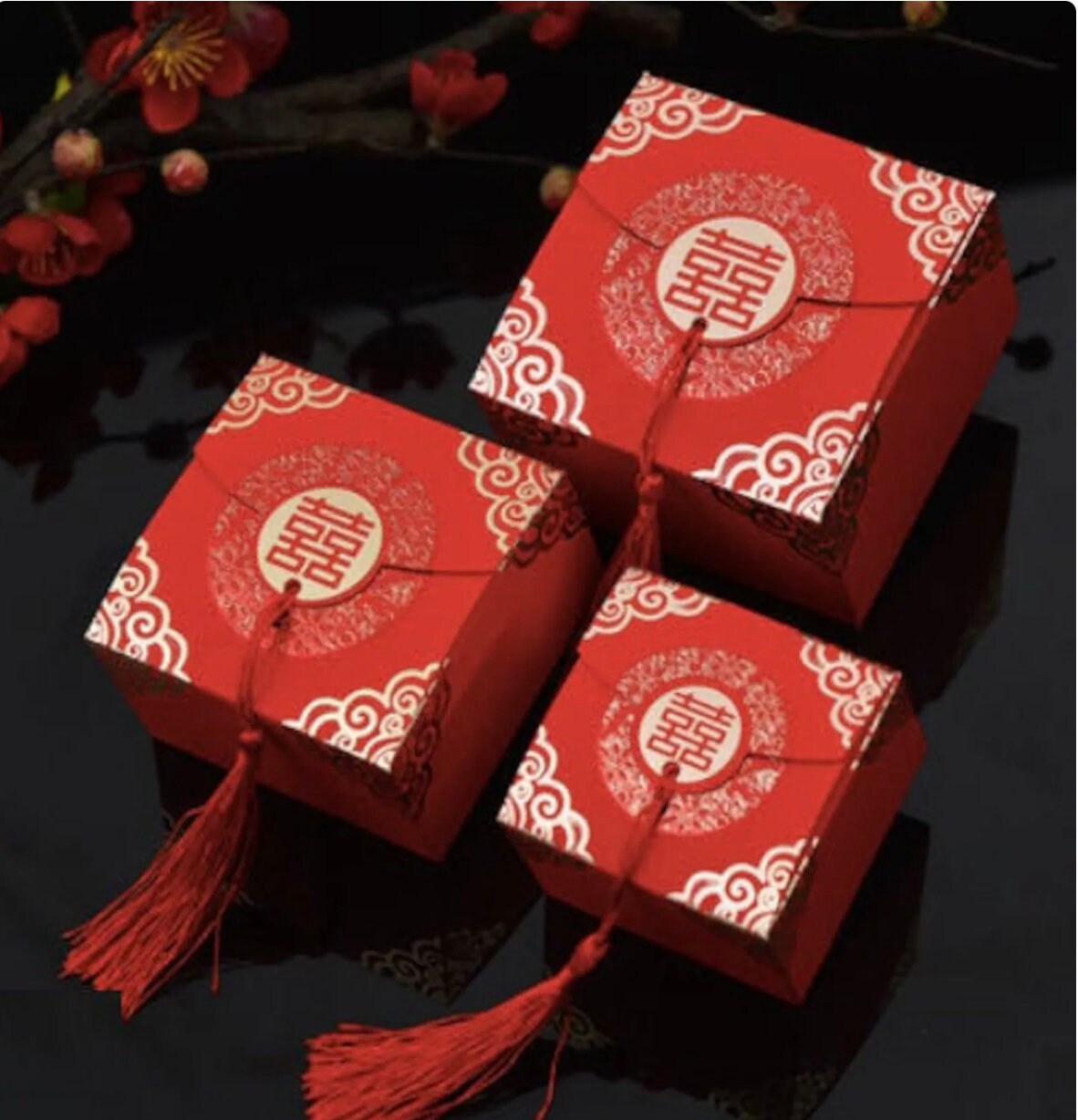 10pcs Double Happiness Traditional Red Wedding Favor Boxes with Tassel(S/M/L size)