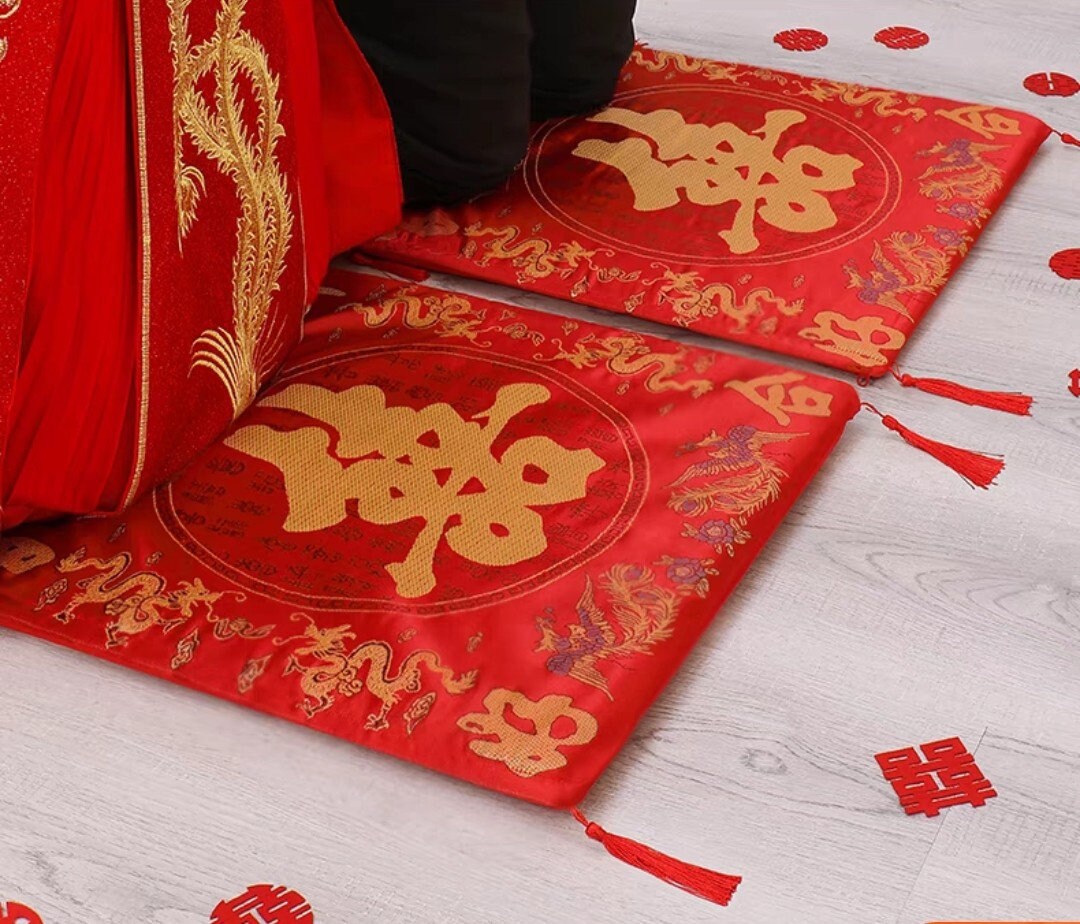 Double Happiness kneeling pad with tassels/Cushion-For Tea Ceremony/wedding/A set of two