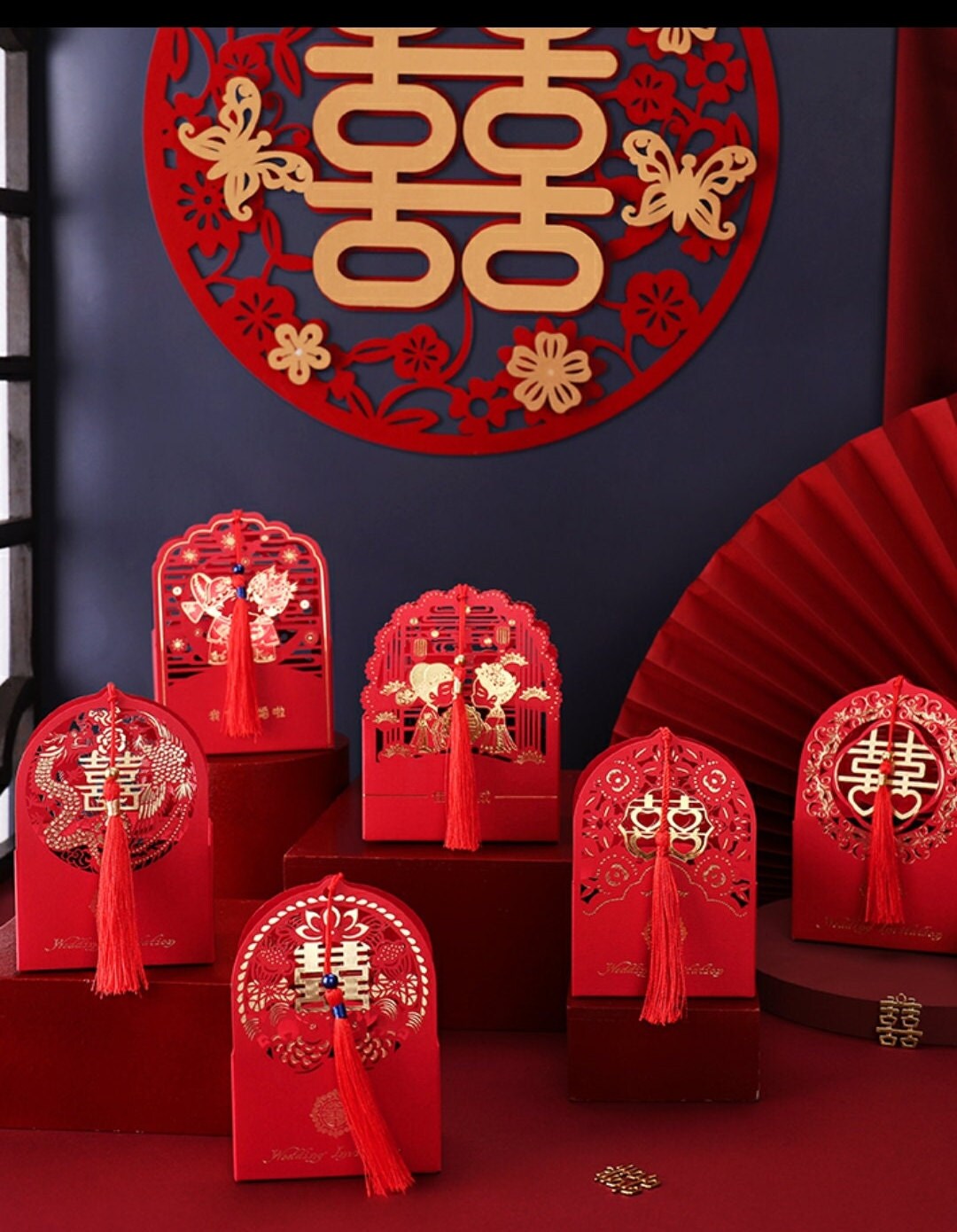 Traditional Cartoon Bride And Groom Wedding Favor Boxes With Tassel 10pcs/S/L Size