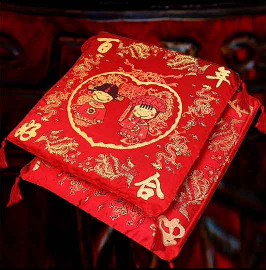 Double Sided Cartoon Bride and Groom Happiness kneeling Pad/Cushions For Wedding/Tea Ceremony(Set of 2)