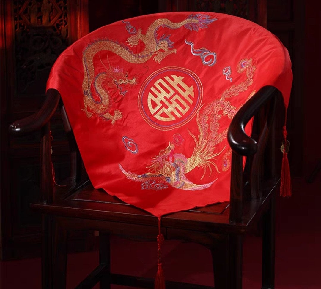 Oriental wedding bridal red cover up/ Bridal veil with dragon and Phoenix