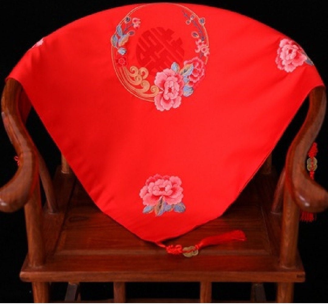 Oriental wedding bridal red cover up/ Bridal veil with dragon and Phoenix