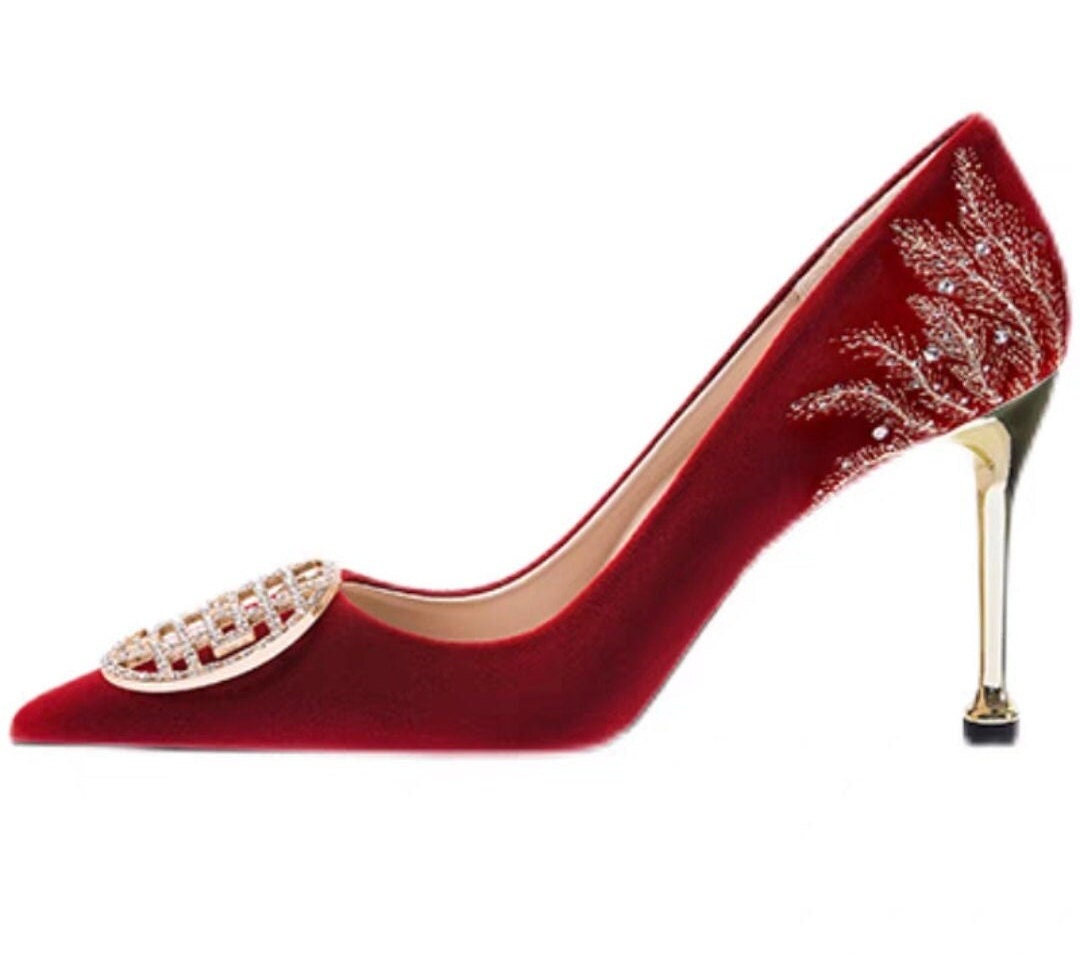 Traditional wedding bridal shoes/tea ceremony shoes