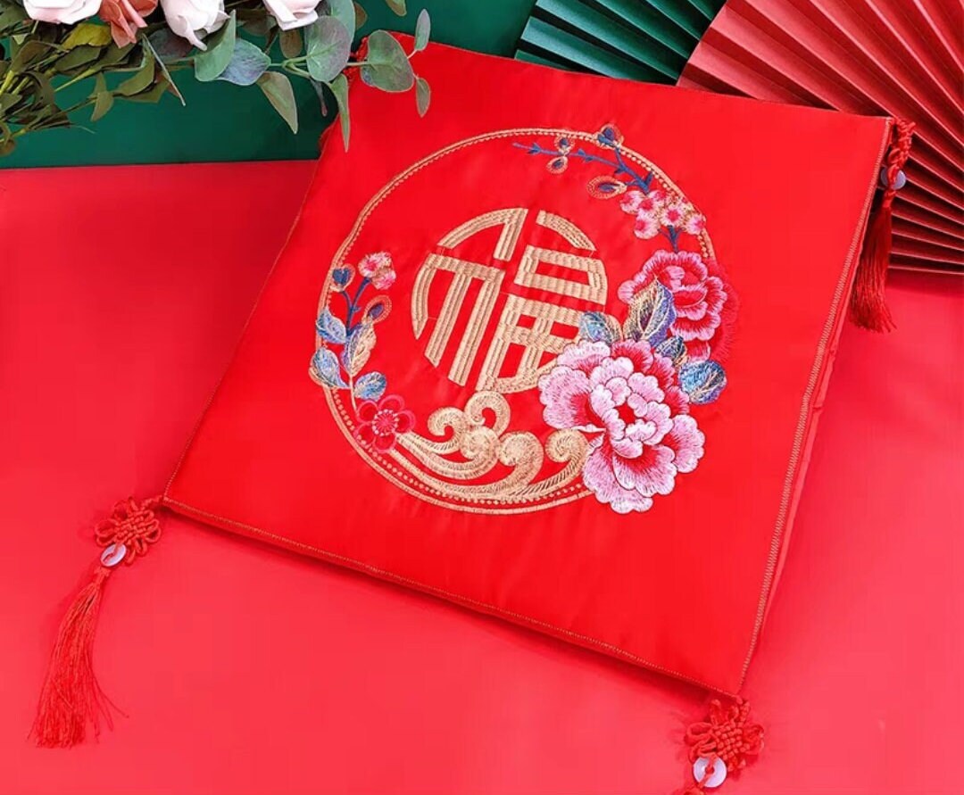 Oriental wedding double happiness kneeling pad with tassels for tea ceremony/cushions/fu kneeling pad/a pair