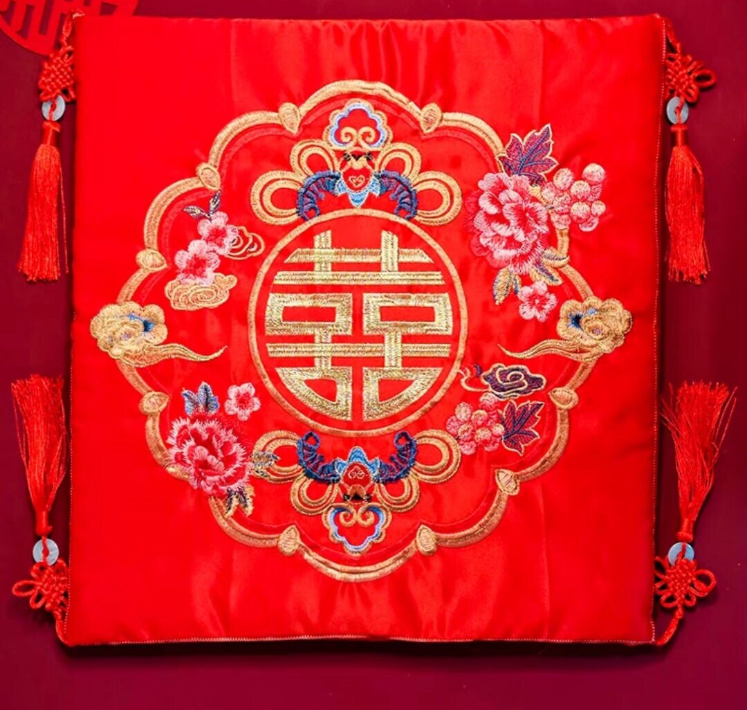 Oriental wedding double happiness kneeling pad with tassels for tea ceremony/cushions/fu kneeling pad/a pair